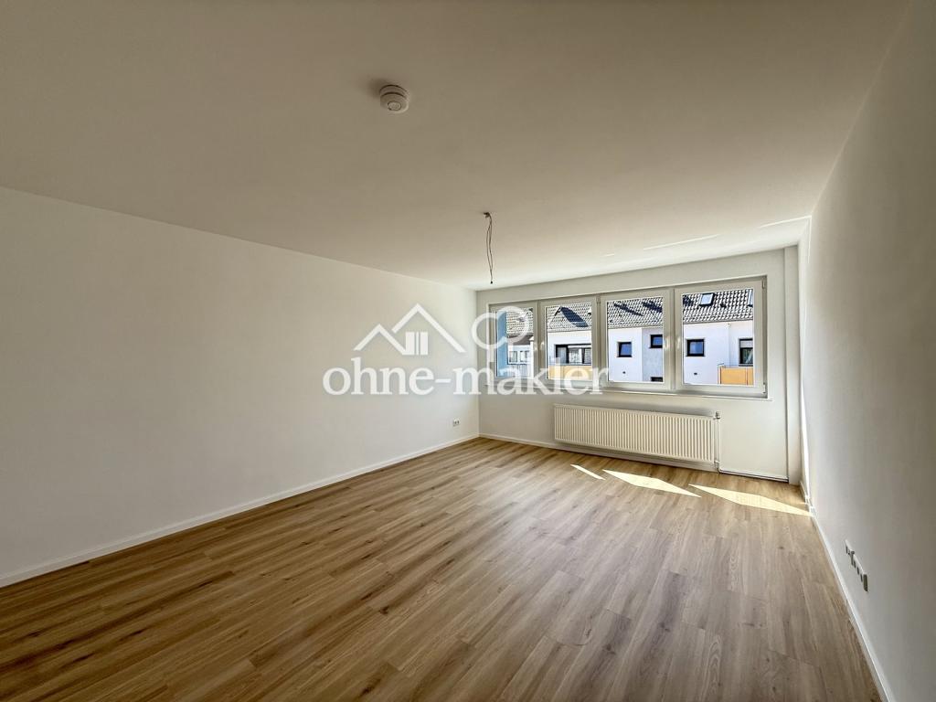Erstbezug nach Sanierung – Moderne 3-Zimmer-Wohnung mit Balkon in Oberhausen-Osterfeld - Photo 1