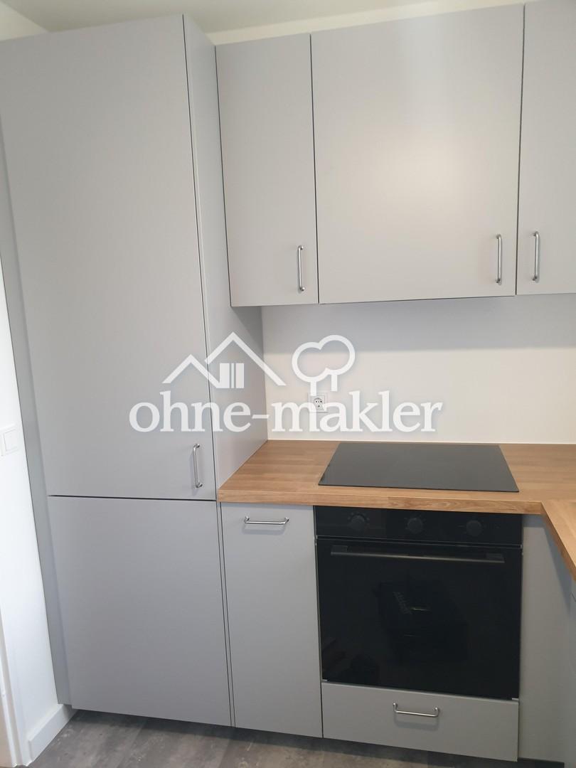 Erstbezug nach Sanierung - 4-Zi Wohnung mit Balkon - Photo 3
