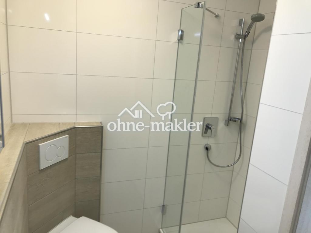 attraktive helle Dachgeschosswohnung mit Balkon - Photo 3