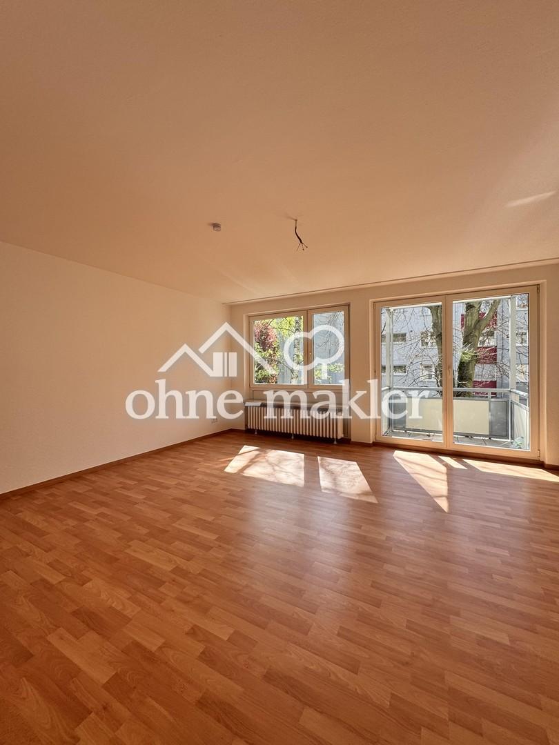 Frisch modernisiert mit Balkon und Küche - Photo 1