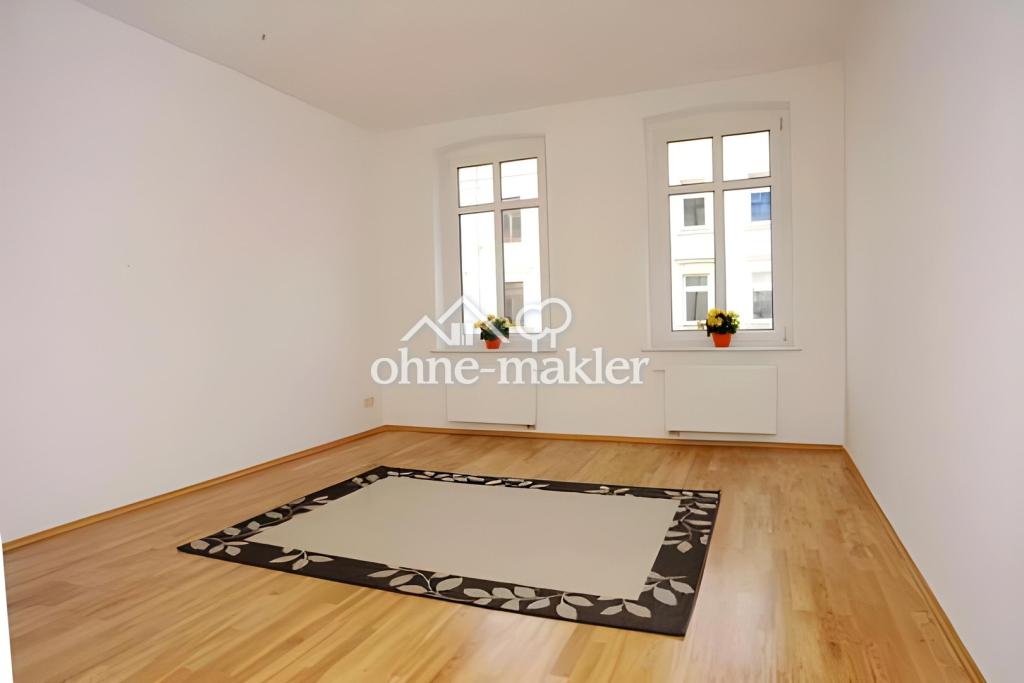 Designer-Bad/Parkett/großer Balkon: Charmante 3-Zi-Wohnung mit EBK / 3. OG - Foto 2