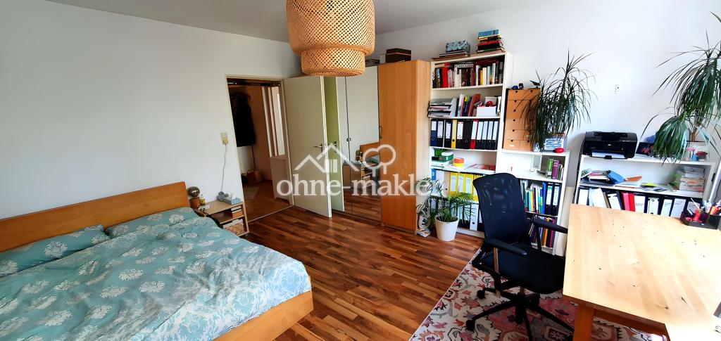 Gepflegte 2-Zimmer-Wohnung mit Balkon und EBK in Frankfurt am Main von Privat - Foto 3