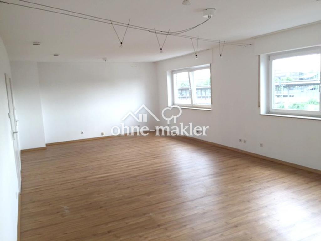 Wohnung 2.OG., Aufzug, wenige Schritte vom ICE Bahnhof - Photo 1