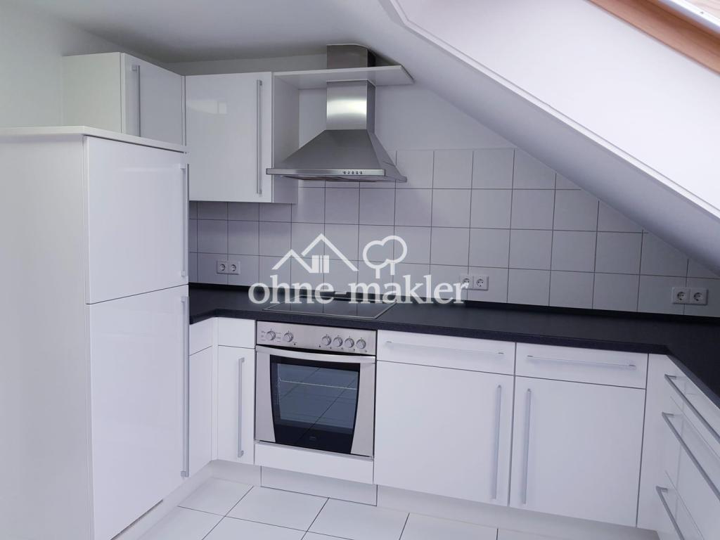 Sonnige 3,5-Zimmer-Wohnung mit Balkon, Einbauküche & Stellplatz in ruhiger Lage - Photo 2