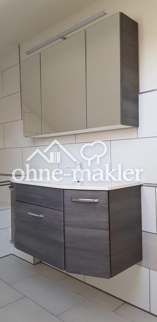 Sonnige 3,5-Zimmer-Wohnung mit Balkon, Einbauküche & Stellplatz in ruhiger Lage - Photo 4