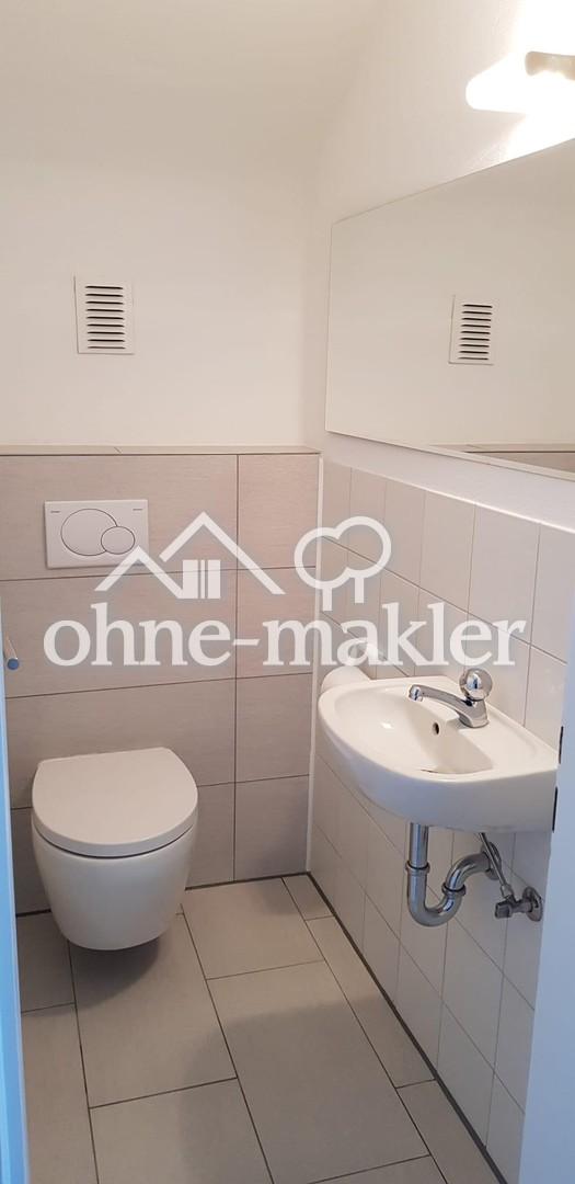 Sonnige 3,5-Zimmer-Wohnung mit Balkon, Einbauküche & Stellplatz in ruhiger Lage - Photo 3