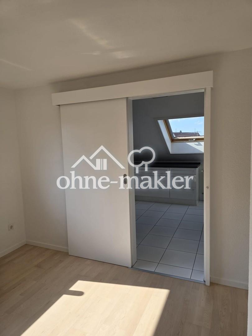 Wohnen mit Penthouse-Charakter - sofort verfügbare 3,5-Zimmer-Wohnung in GD-Herlikofen - Photo 1