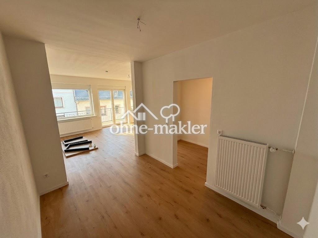 Wohnung: 130 m² (zwei Bäder) + 40m² Speicher | Balkon & Garage - Foto 4