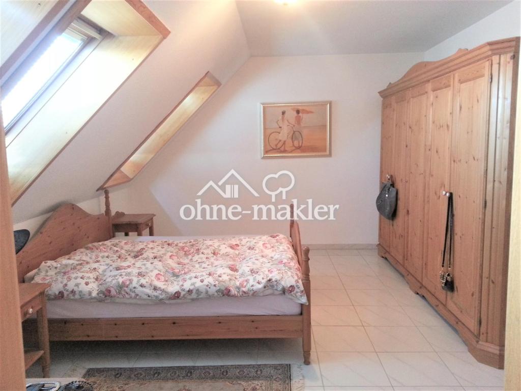 Großzügige helle 3 Zimmer-Wohnung mit Balkon, Nähe Marienbergpark, direkt vom Eigentümer - Photo 4