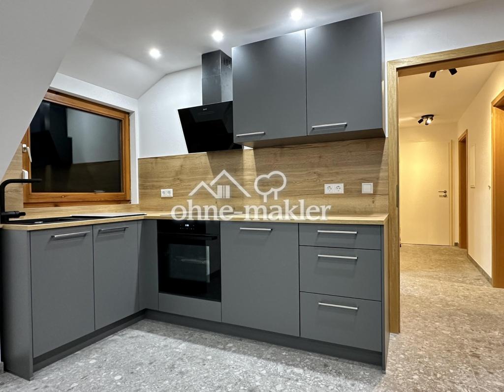 Dachgeschosswohnung mit traumhafter 60 m² Dachterrasse und Albblick – frisch renoviert - Foto 2