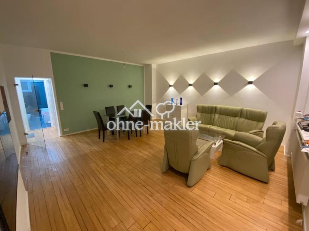 Moderne 2-Zimmer-Wohnung mit 75 m² in zentraler Lage in Karlsruhe - Foto 1