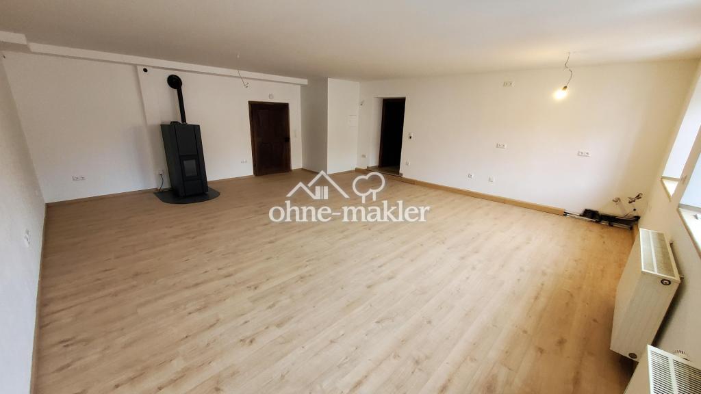 geräumige 3-Zimmer-Wohnung im Zentrum von Rennertshofen - Foto 1