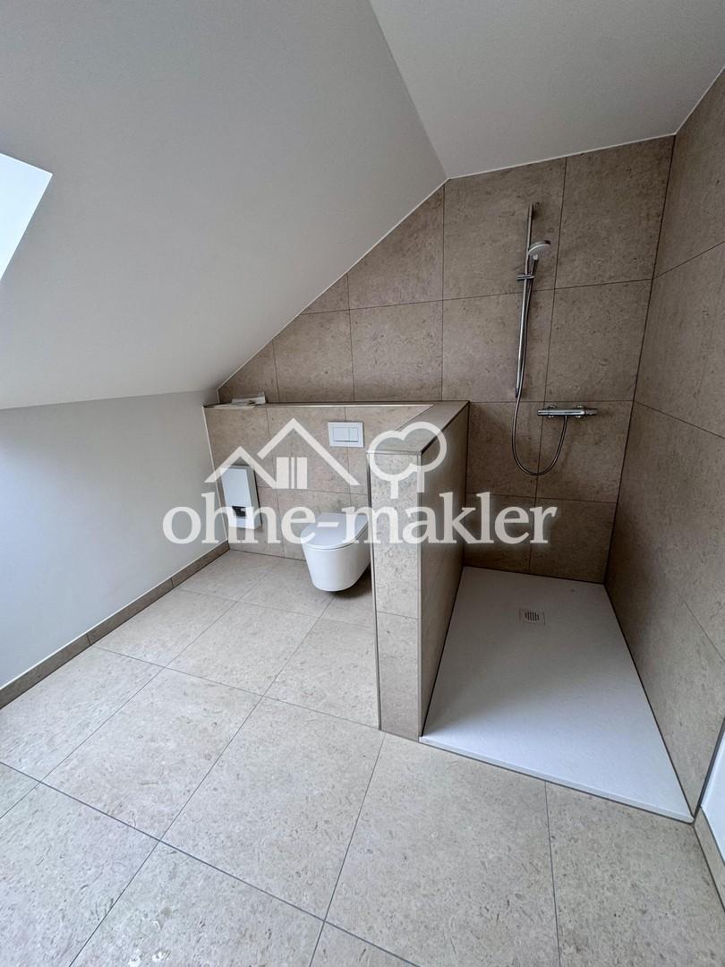 Ruhige 2 Zimmer Wohnung, Bad, Küche, Balkon - Photo 4
