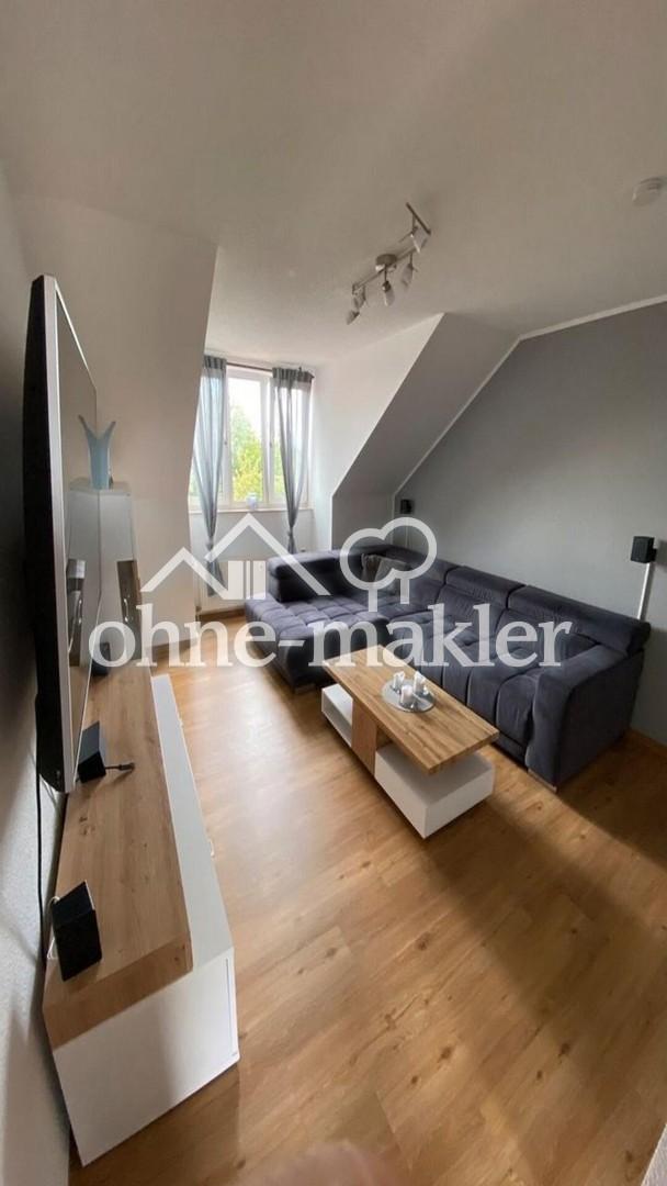 2 Zimmer Teilsanierte Dachgeschosswohnung in Bremen - Foto 3