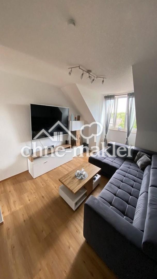 2 Zimmer Teilsanierte Dachgeschosswohnung in Bremen - Foto 1