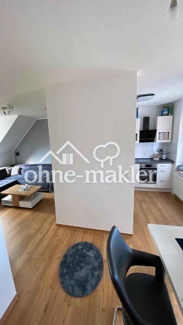 2 Zimmer Teilsanierte Dachgeschosswohnung in Bremen - Foto 2