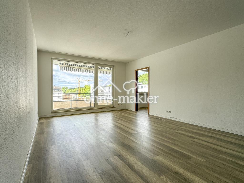 Zentrale 3 Zimmerwohnung mit Balkon - Photo 1