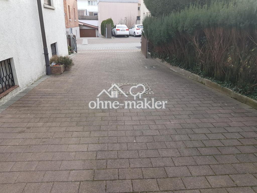 Helle & großzügige 3-Zimmer-Dachgeschosswohnung – Top-Lage in Bahnhofsnähe! - Photo 3