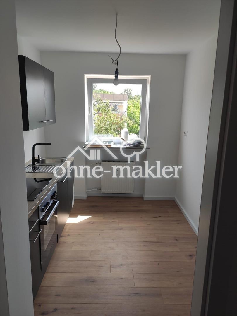Frisch kernsanierte 2-Zimmer-Wohnung mit Balkon in Nürnberg – Erstbezug nach Sanierung - Photo 2