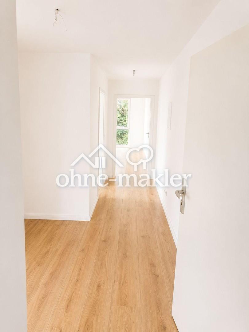 Frisch renoviert mit Balkon, Stellplatz und Keller zu sofort - Photo 4