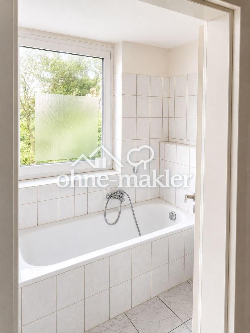 Frisch renoviert mit Balkon, Stellplatz und Keller zu sofort - Photo 3