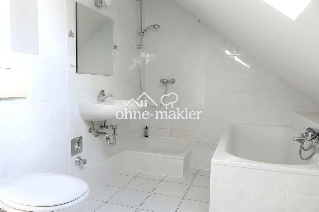 Schöne zentrumsnahe 4-Zimmer-Penthouse-Wohnung mit 92 qm, Dachterrasse und Keller im Ostviertel - Photo 3