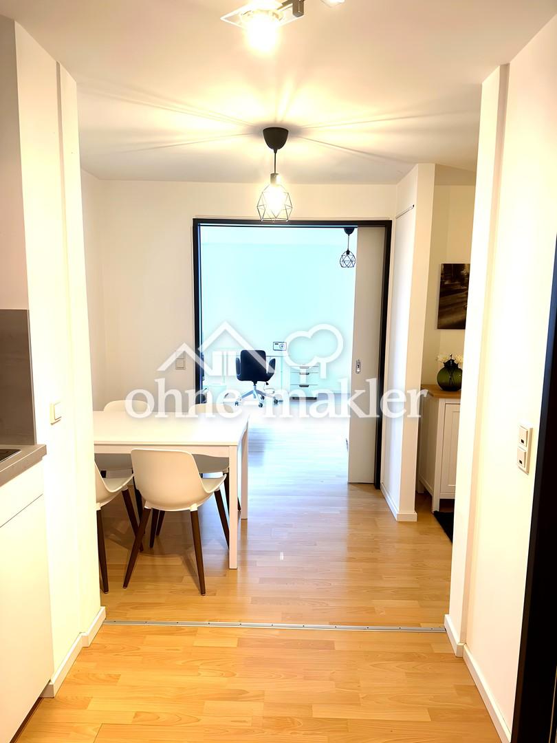 Stilvolle, neuwertige, helle 2 Zimmer WG Wohnung – (voll)möbliert - Photo 3