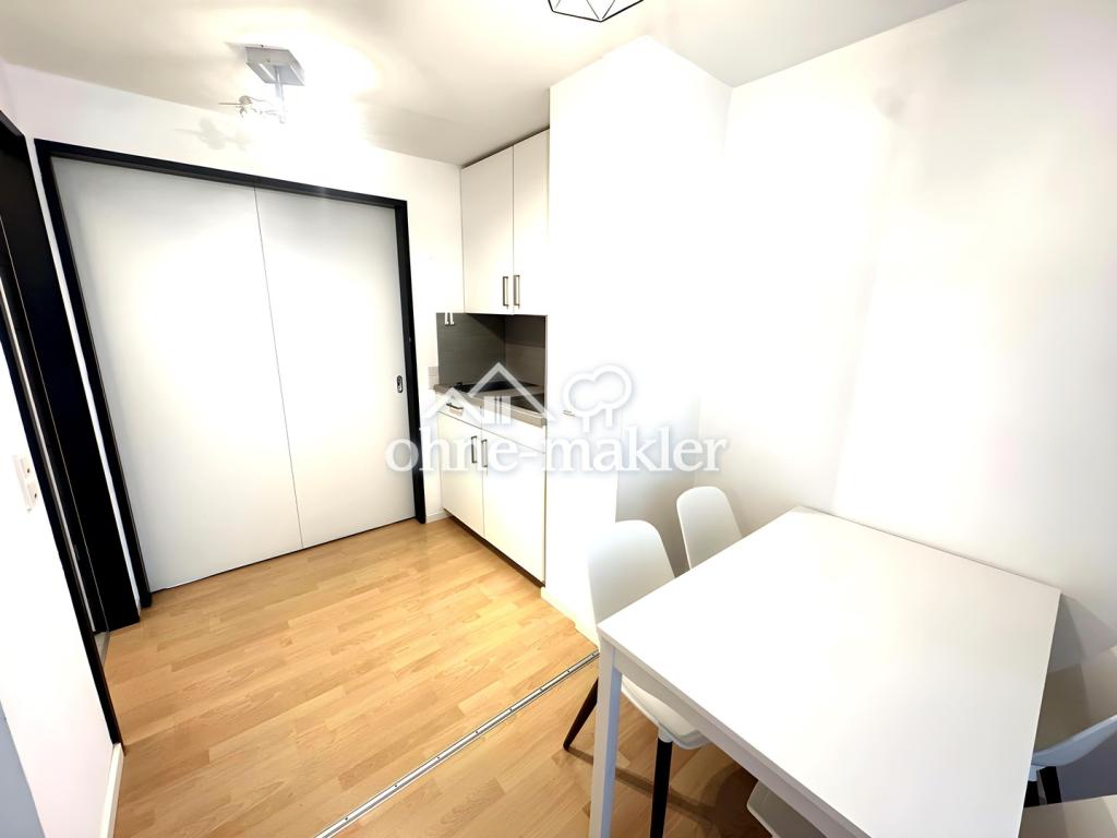 Stilvolle, neuwertige, helle 2 Zimmer WG Wohnung – (voll)möbliert - Photo 1