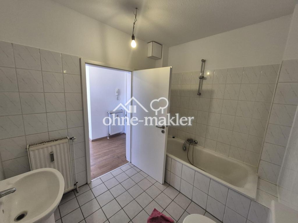 2-Zi.-DG-Wohnung, frisch renoviert - 11 min. mit dem Auto zum Bahnhof Buxtehude - Photo 4