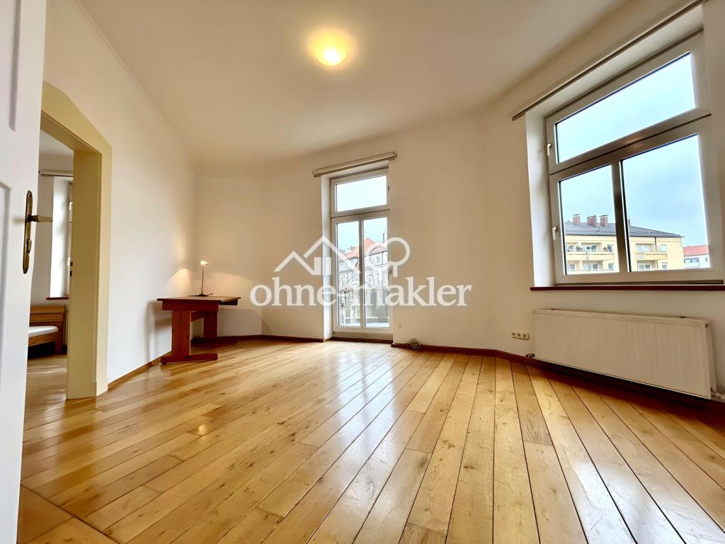 Elegante helle 3,5-zimmer-Altbauwohnung mit Balkon in toller Lage! - Foto 1