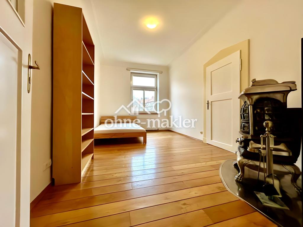 Elegante helle 3,5-zimmer-Altbauwohnung mit Balkon in toller Lage! - Foto 3