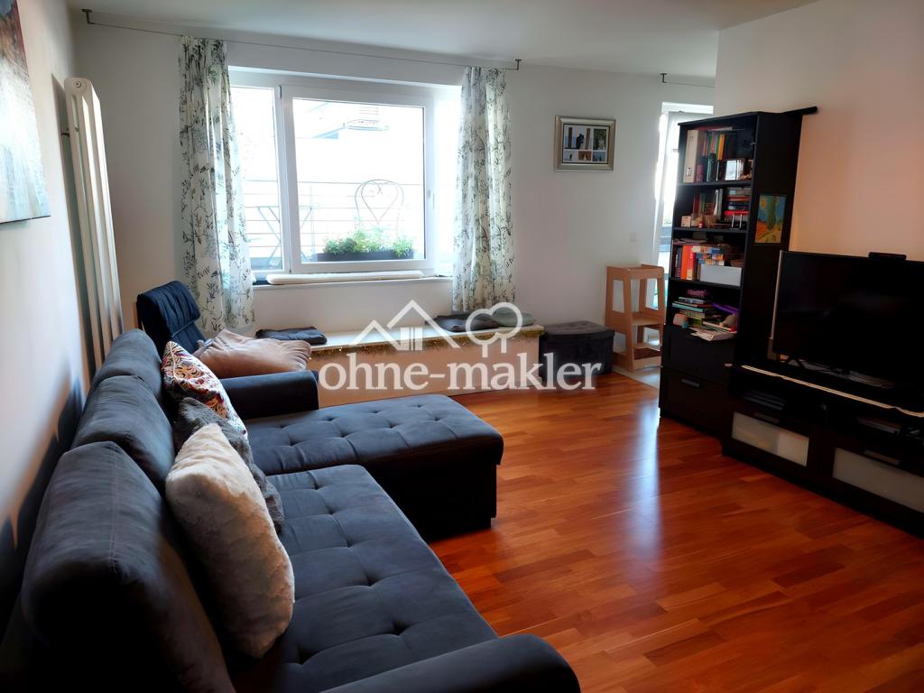 Wunderschöne 4 Zimmer Wohnung mit Balkon Mitten in Stuttgart ab 01.05.2025 - Photo 1