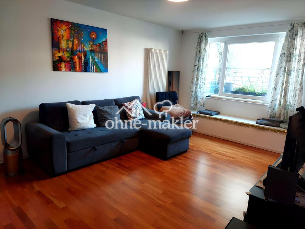 Wunderschöne 4 Zimmer Wohnung mit Balkon Mitten in Stuttgart ab 01.05.2025 - Photo 2