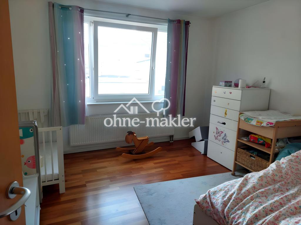 Wunderschöne 4 Zimmer Wohnung mit Balkon Mitten in Stuttgart ab 01.05.2025 - Photo 5
