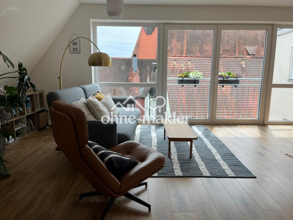 Moderne Penthouse-Wohnung mit großer Sonnenterrasse und schönem Ausblick im Herzen von Abensberg - Foto 1