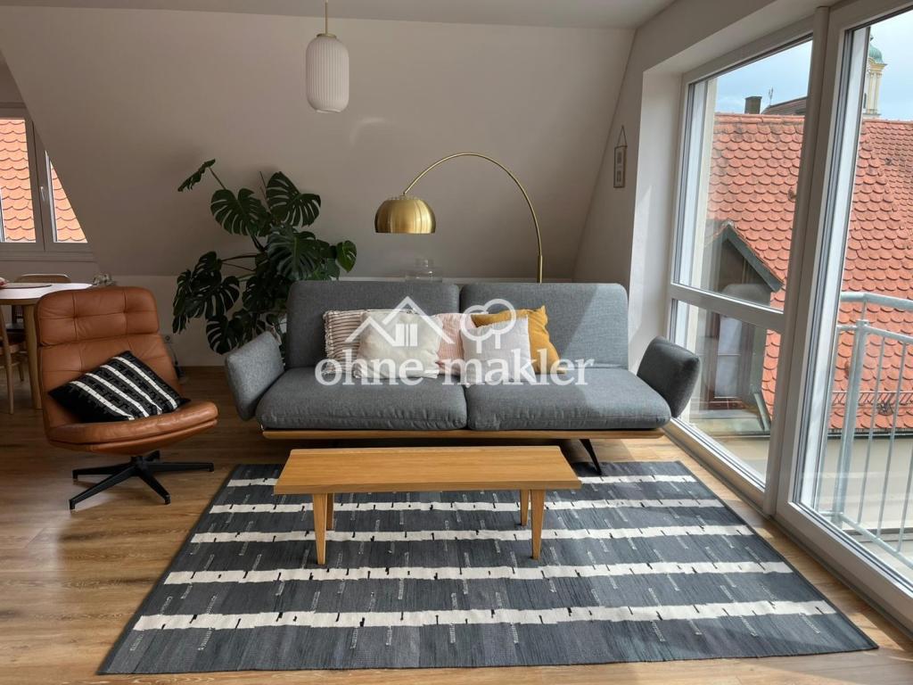 Moderne Penthouse-Wohnung mit großer Sonnenterrasse und schönem Ausblick im Herzen von Abensberg - Foto 2