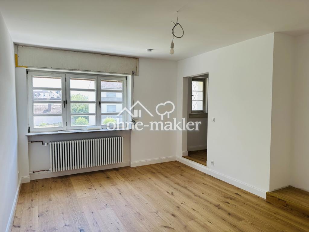 Altbau-Charme trifft modernen Komfort — 5 Zimmer, 140 m², 1.OG, Garten & Licht | Bad Homburg‑Kirdorf - Photo 1