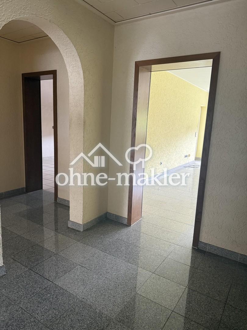 3,5 Zi., 98qm im EG, modernes Bad ,mit Terrasse - Foto 4