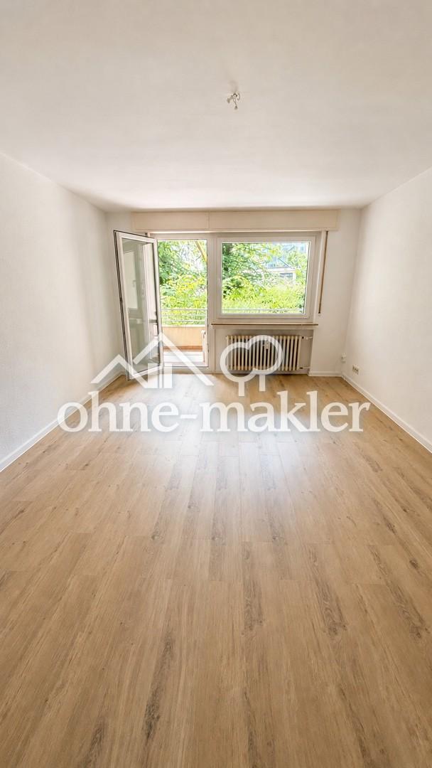 Helle 2-Zimmer-Wohnung mit Balkon ins Grüne in Oberursel - Photo 1
