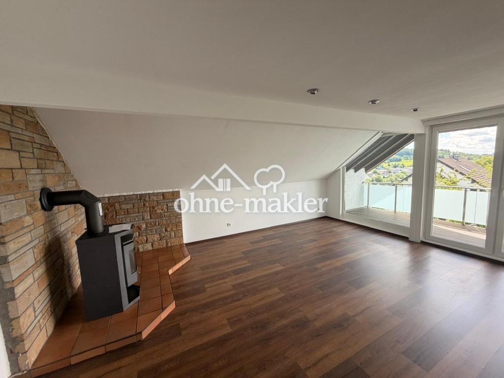 Großzügige 3-Zimmer-Wohnung (DG) mit Dachterrasse und traumhaftem Fernblick - Foto 1