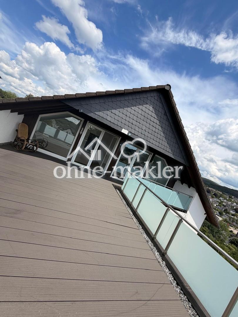 Großzügige 3-Zimmer-Wohnung (DG) mit Dachterrasse und traumhaftem Fernblick - Foto 5