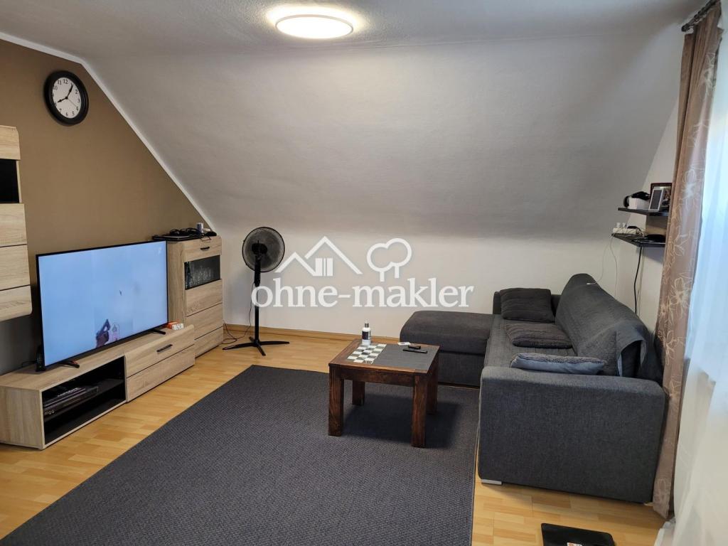 Wunderschöne Obergeschoßwohnung in einem Zweifamilienhaus - Foto 1