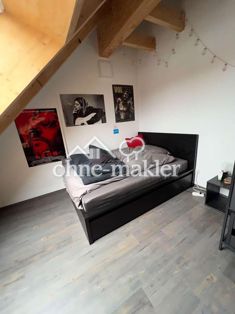 Leben im Trendviertel Sanderau - neuwertige 3 Zi.-DG-Wohnung mit Galerie am Main - Photo 2
