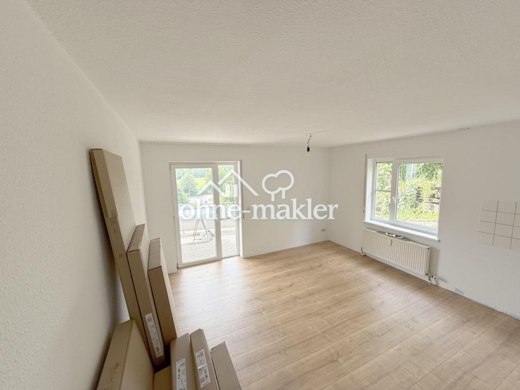 Sehr schöne, helle 2 Zi-Whg mit großem Süd - Balkon, AA und EBK in Möckmühl - Ruchsen - Photo 1
