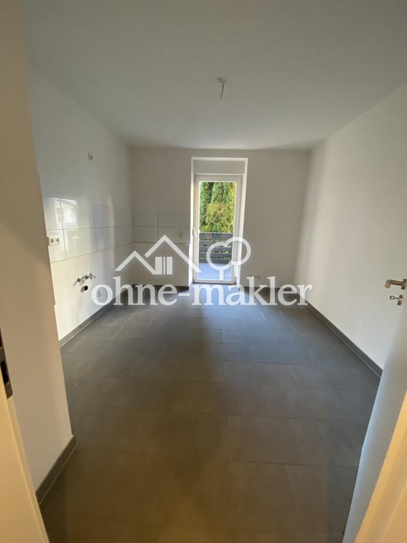 Sanierte Erdgeschosswohnung mit Terrasse und eigenem Garten - Foto 1
