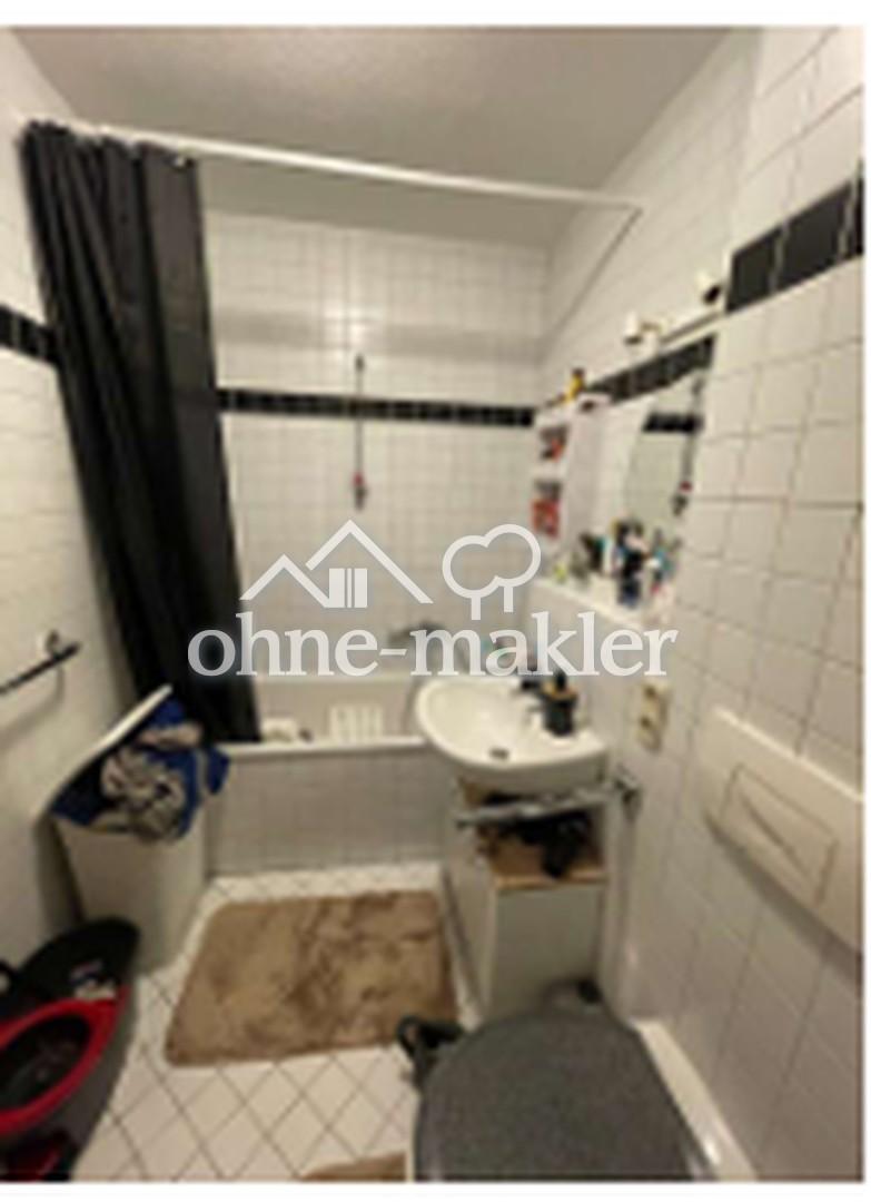 Großzügige 4-Zimmer-Wohnung (103 m²) mit guter Verkehrsanbindung in Freiberg - Photo 2