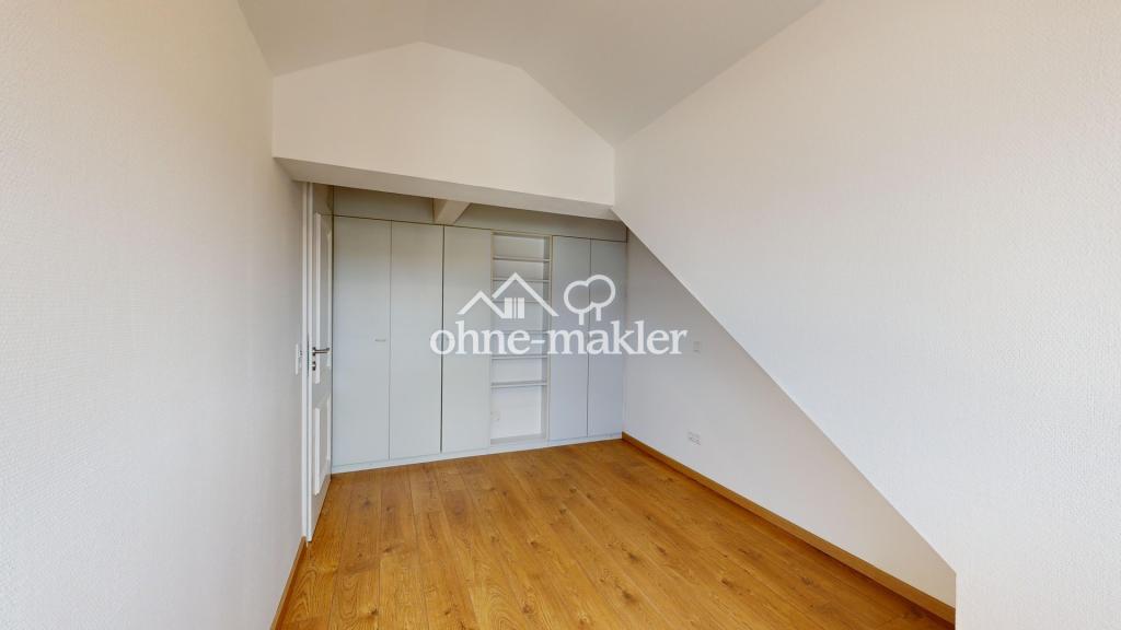 Lichtdurchflutetes 2-Zimmer DG-Schmuckstück mit Ost-Balkon und neuer Einbauküche - Photo 5