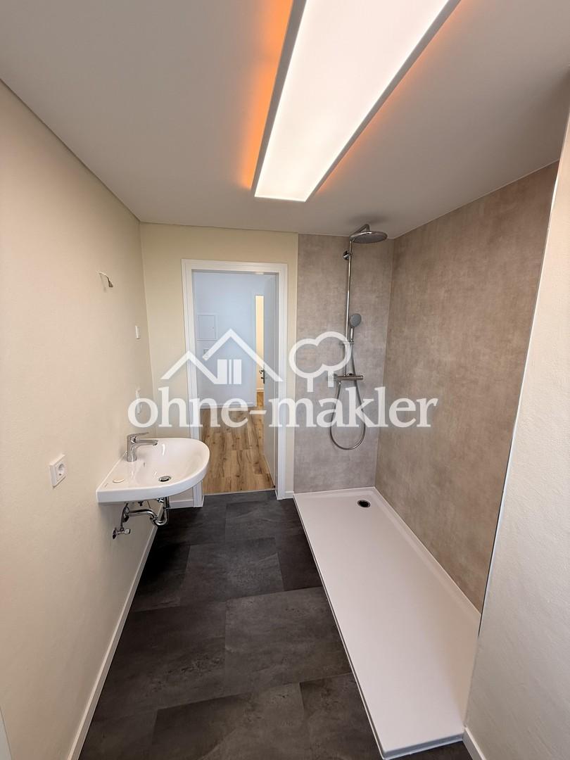 Erstbezug nach Renovierung – Moderne 3-Zimmer-Wohnung mit Balkon und traumhaftem Ausblick Saarlouis - Foto 5