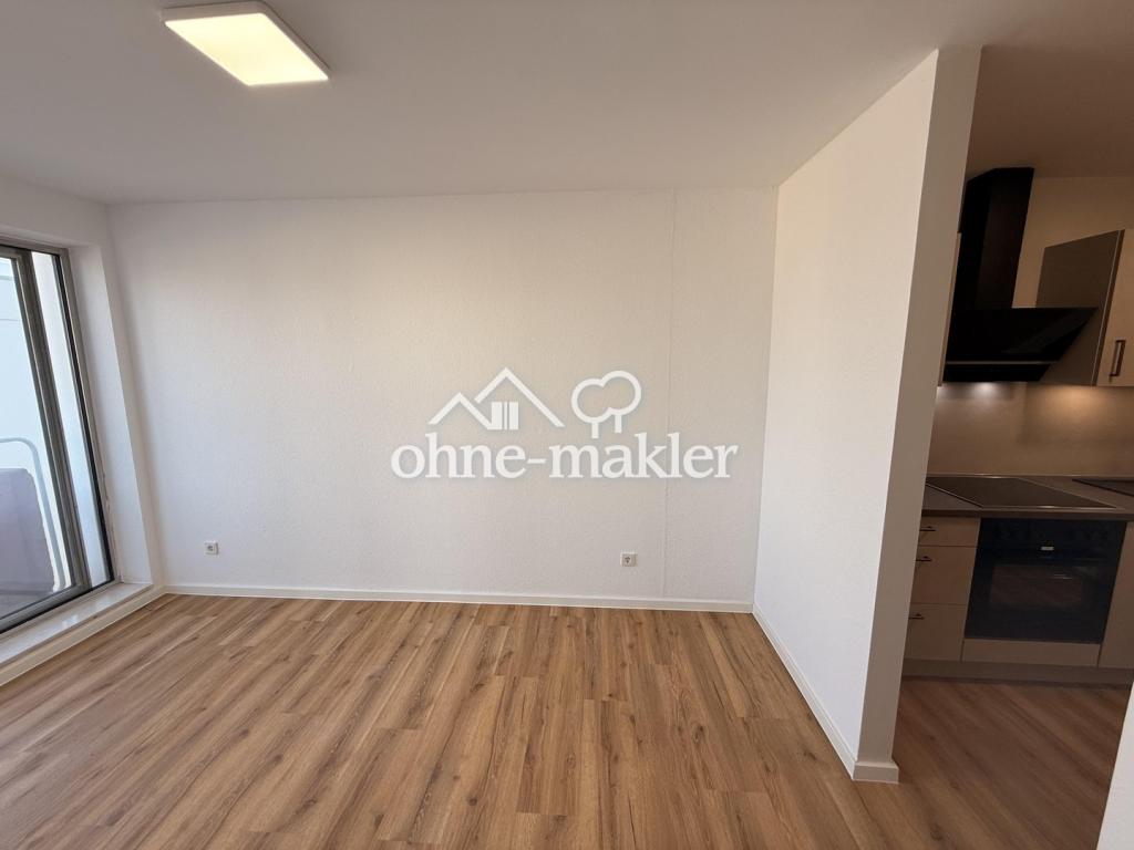 Erstbezug nach Renovierung – Moderne 3-Zimmer-Wohnung mit Balkon und traumhaftem Ausblick Saarlouis - Foto 1