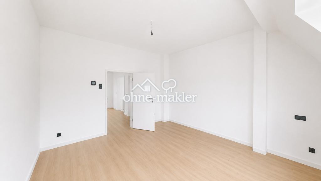 Frisch modernisierte 3-Zimmer-Dachgeschosswohnung mit Altbauflair in Herne-Mitte - Photo 4
